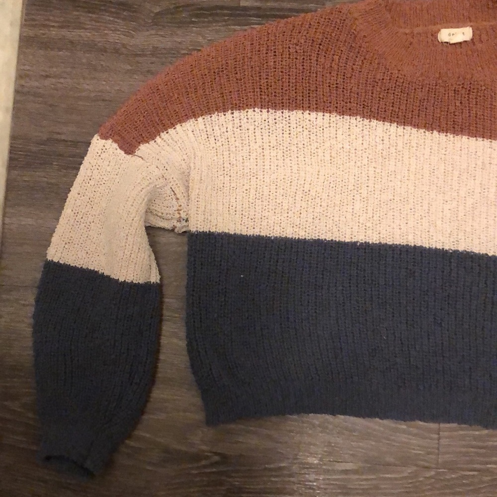 debut cropped sweater - Picture 2 of 5